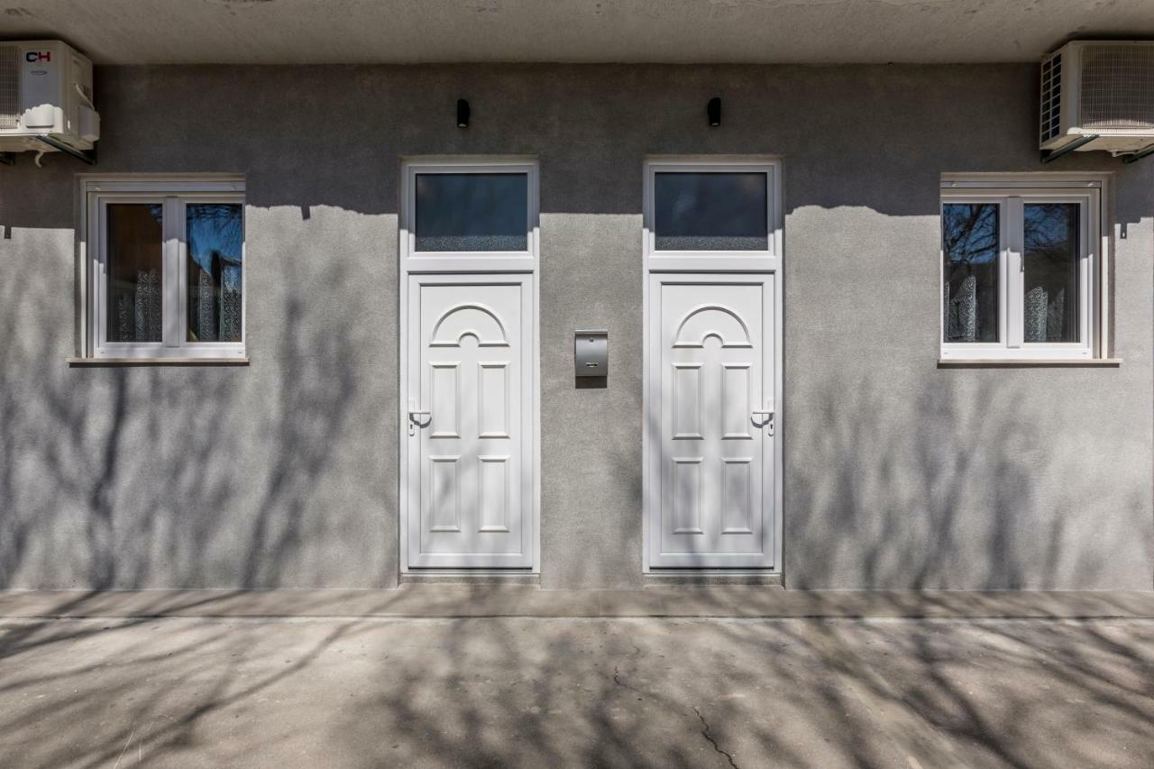 Studio Apartments Twins Сплит Екстериор снимка