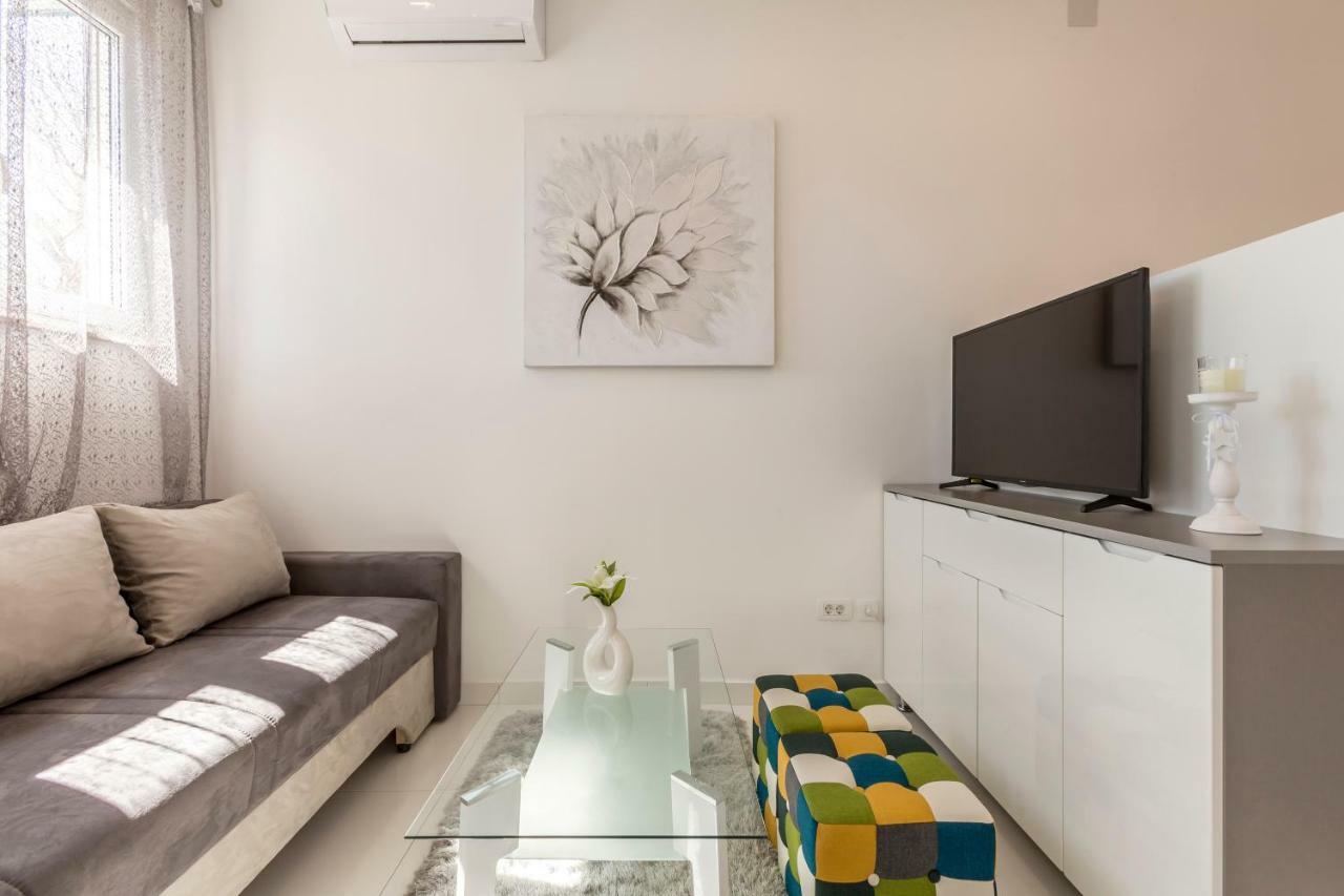 Studio Apartments Twins Сплит Екстериор снимка